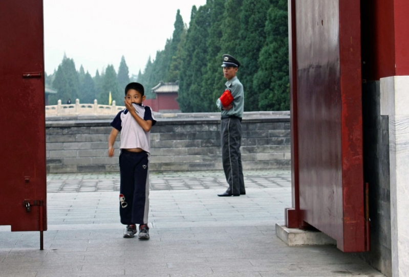 oooops!  //  peking himmelstempel 2009